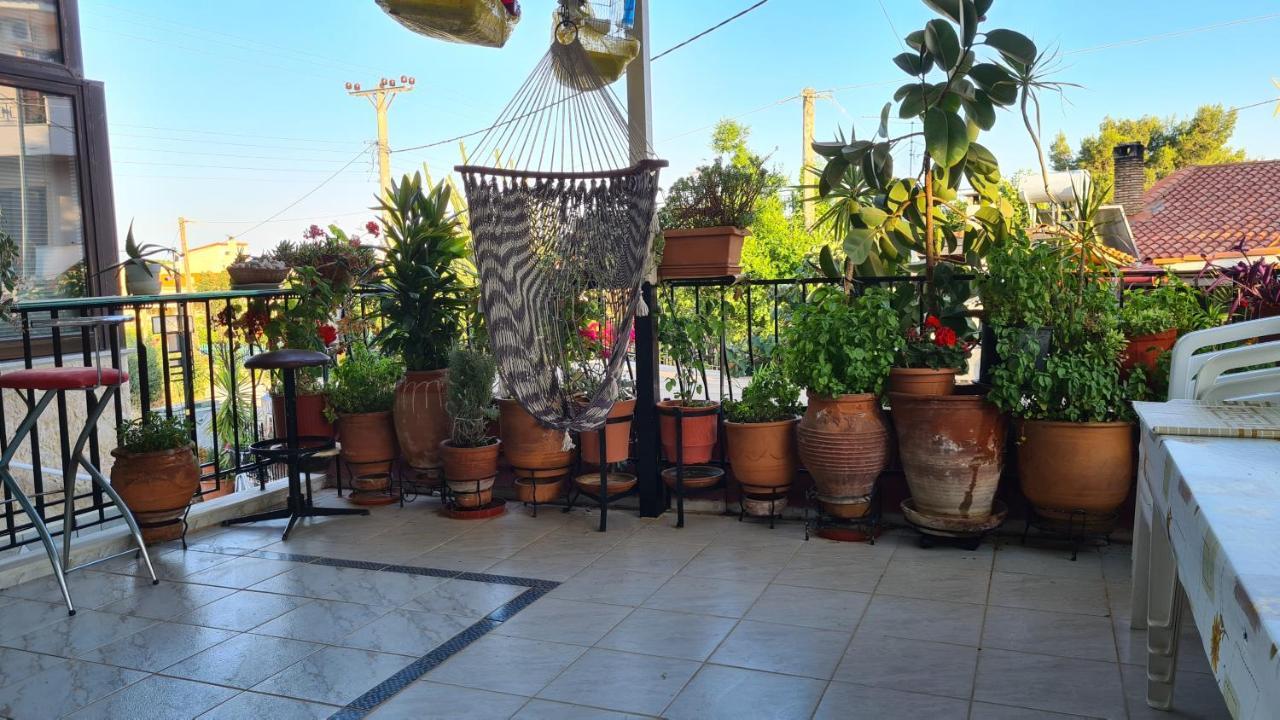 Villa George - Family Holidays Nea Makri Exterior photo