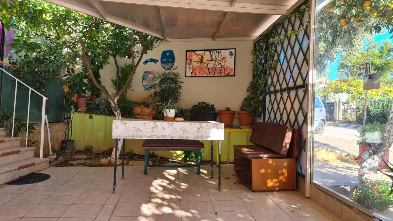 Villa George - Family Holidays Nea Makri Exterior photo